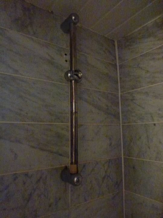 Duschstange OYO Apollo Hotel Bayswater