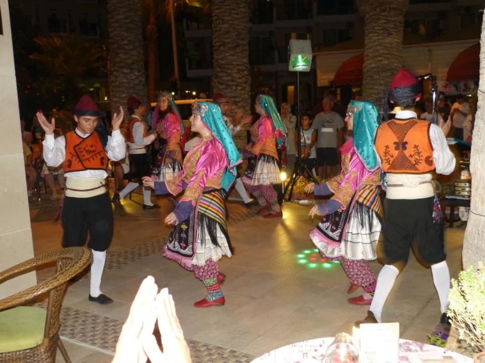 Türkische Tanzgruppe Gardenia Hotel