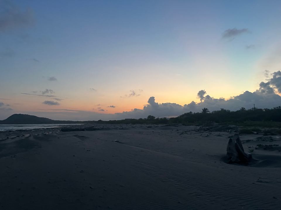 Strand Tambo Marina Eco Hostal