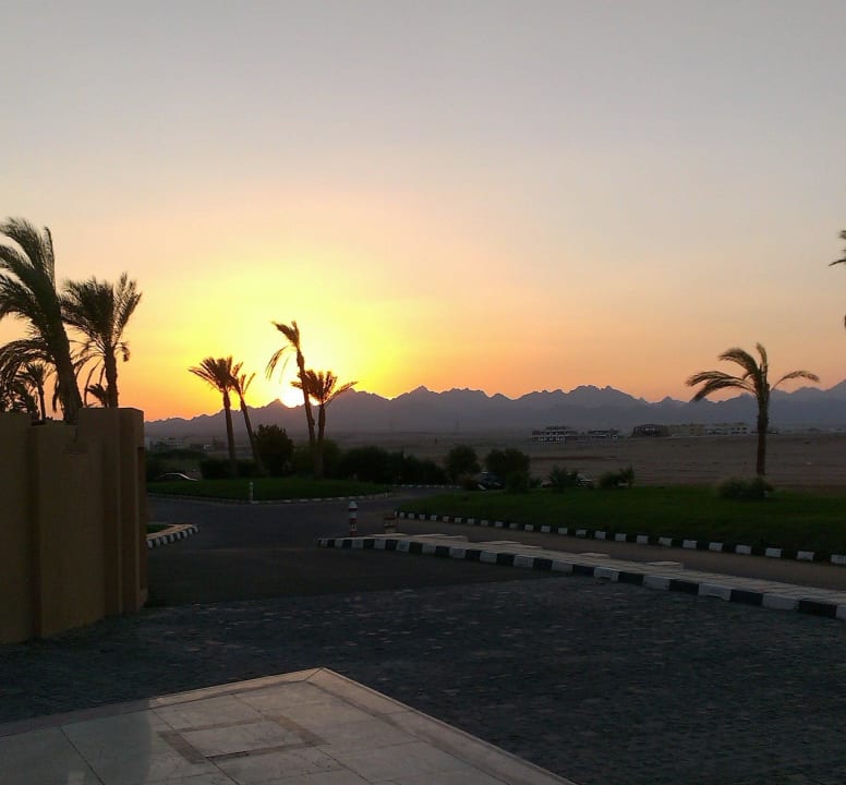 Sonnenuntergang Shams Prestige Abu Soma-Adults Only