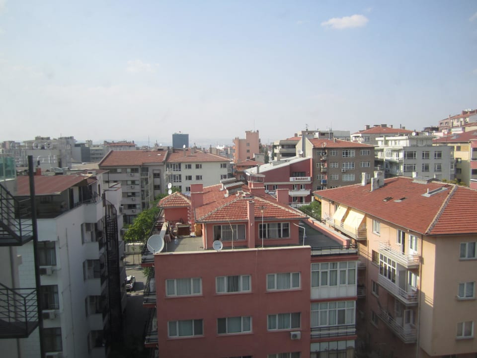 Blick auf die Stadt vom Zimmer Hotel Holiday Inn Ankara Kavaklidere