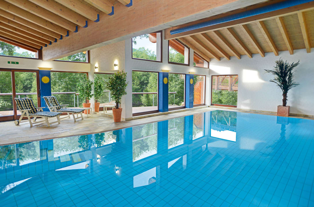 Pool Hotel Sonne
