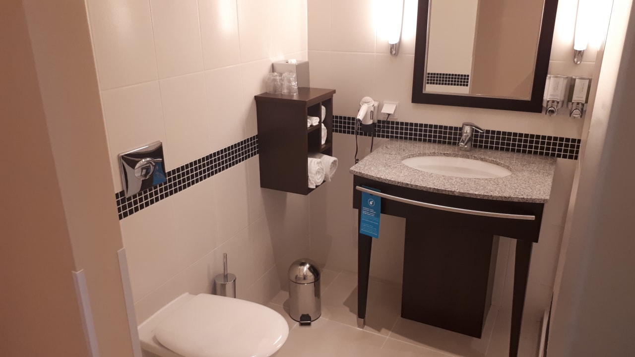 Zimmer Hampton by Hilton Berlin City West