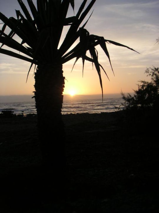 Sonnenuntergang am Strand Park Club Europe