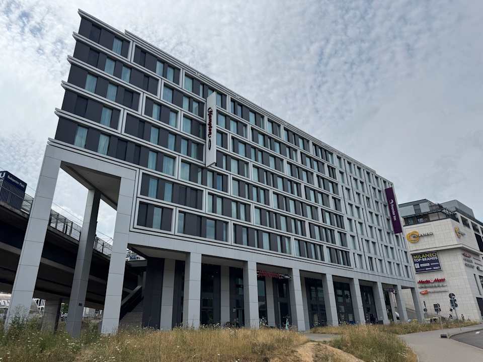 Außenansicht Premier Inn Stuttgart City Centre Hotel
