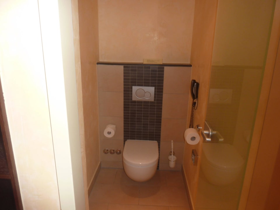 Bad, getrenntes WC Strandhotel Georgshöhe