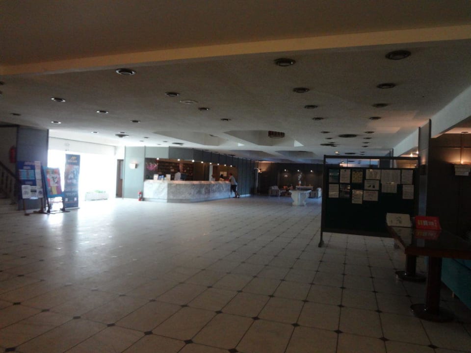 Lobby Pallini Beach Hotel