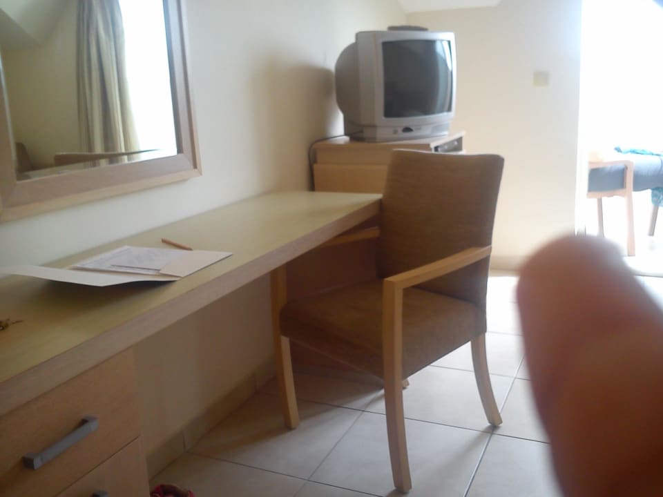 Veraltete lieblose Einrichtung Hotel Süral Resort