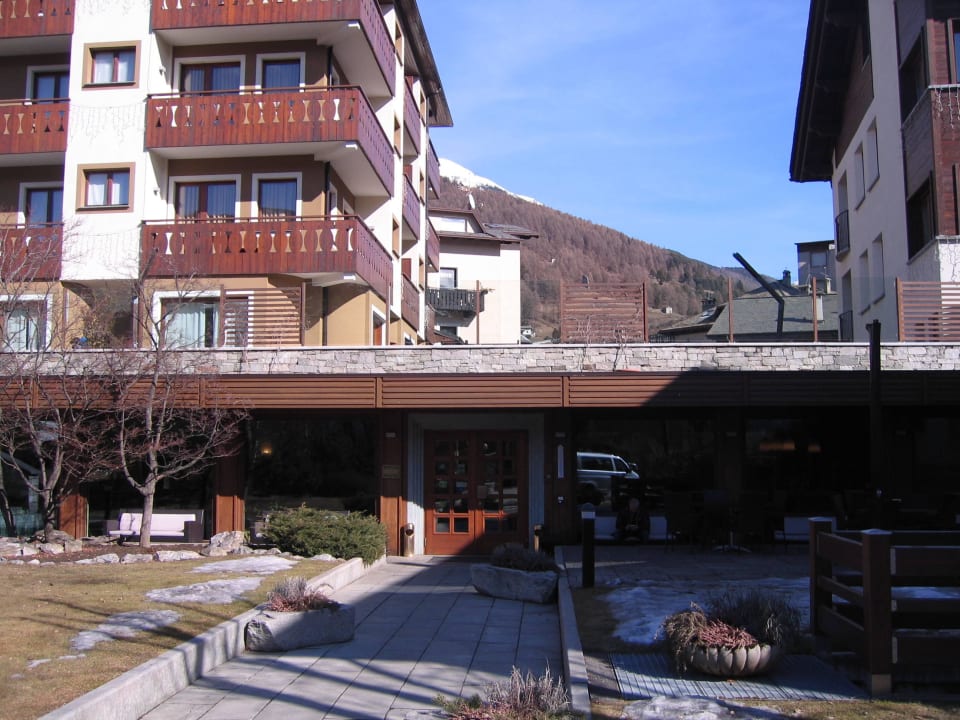 Haupteingang Hotel Rezia