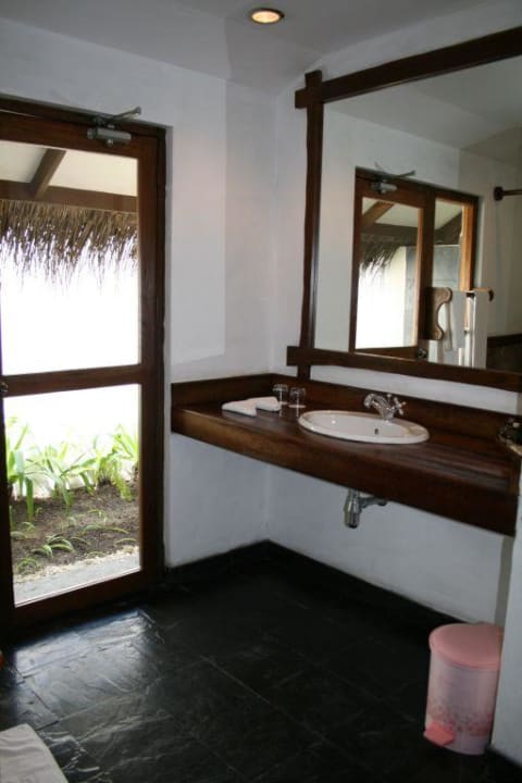 Bad  Kuramathi Maldives