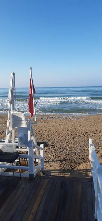 Strand Side Star Beach