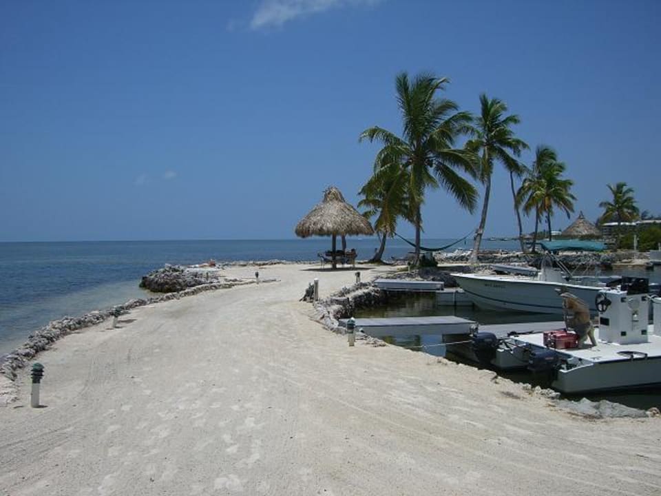 Strand hinter dem Resort Hotel Chesapeake Resort