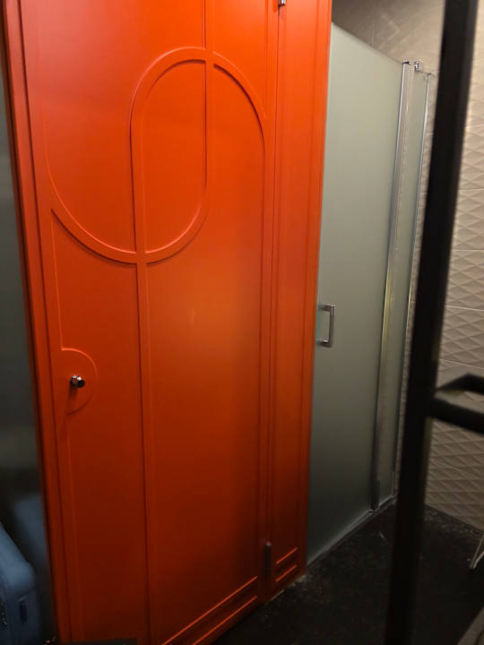 Zimmer lyf East Frankfurt