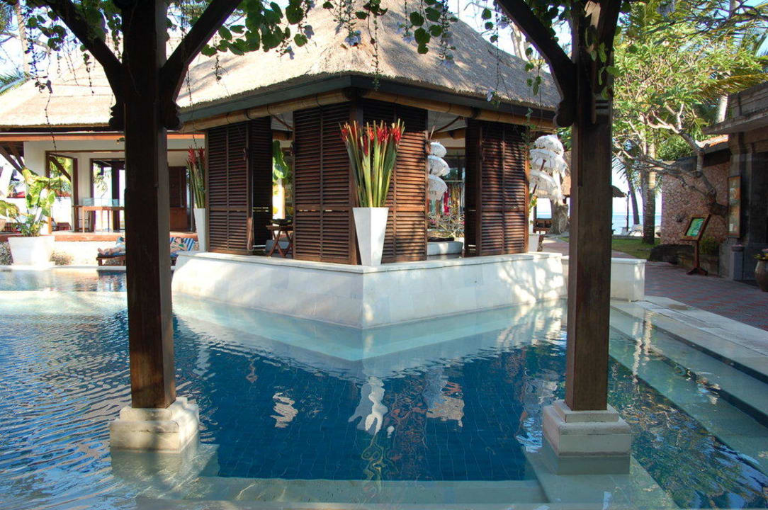 Traumhaft schön! Puri Santrian