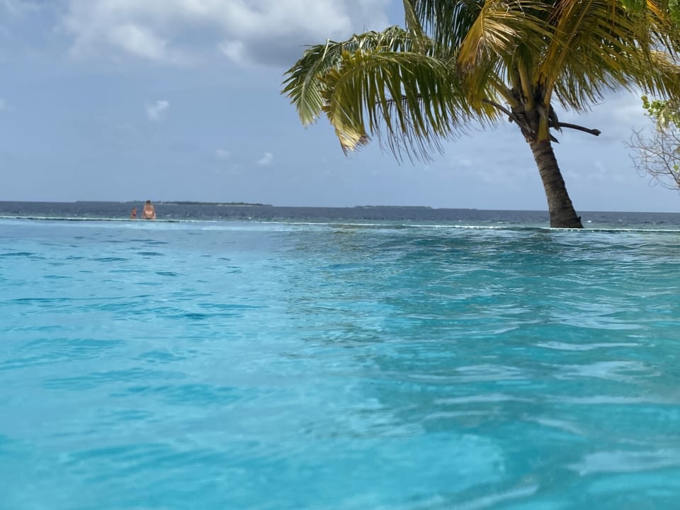 Pool Adaaran Select Meedhupparu Island Resort - Premium All Inclusive