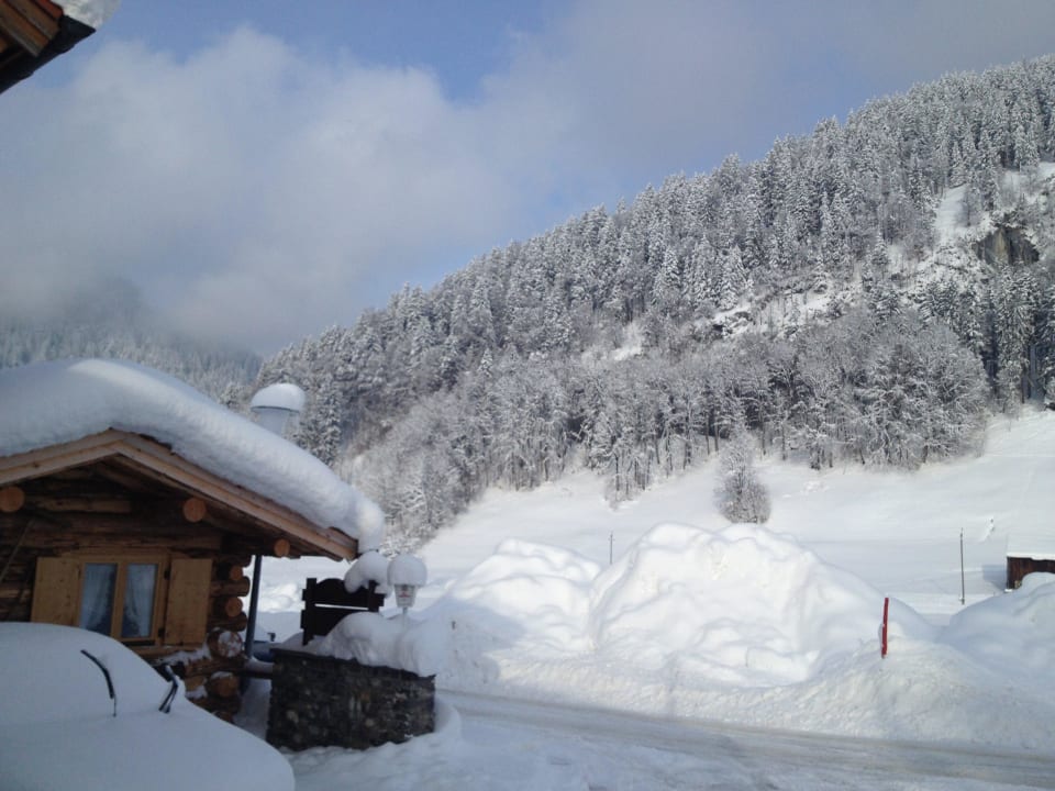 Blick in's Tal Hotel Bergruh