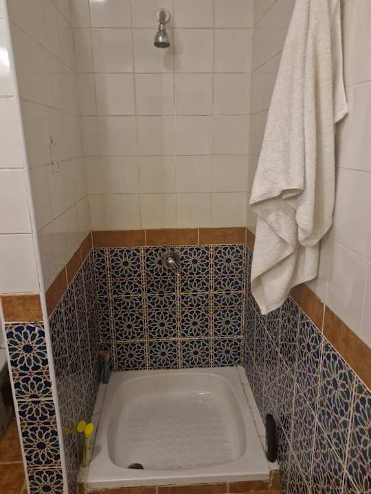 Zimmer Protels Crystal Beach Resort