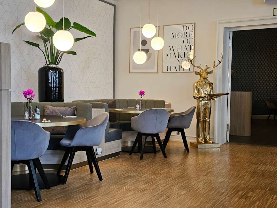 Lobby Hotel Mannheimer Hof - Leonardo Limited Edition