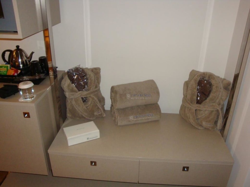 Bademäntel + Flip Flops Hotel Partenope Relais