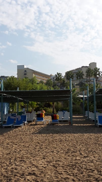 Außenansicht Iz Flower Side Beach Hotel