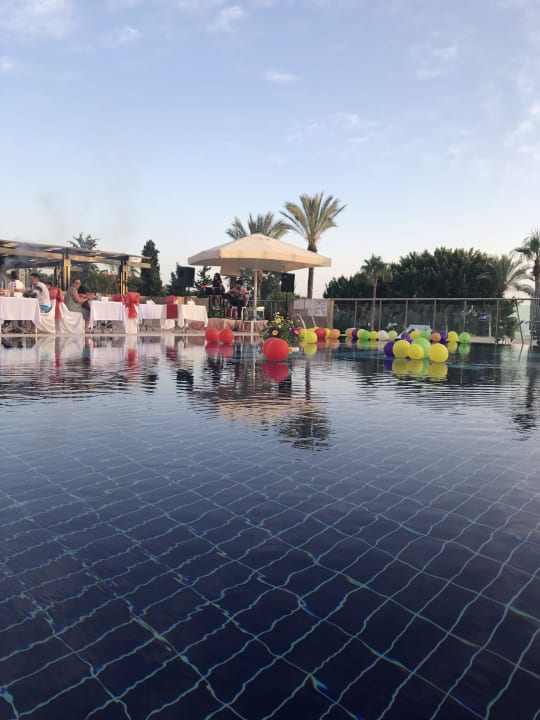 Pool Sealife Buket Resort & Beach