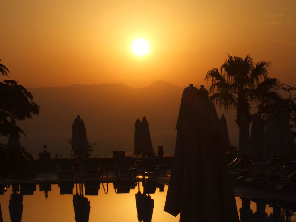 Pool sunrise El Wekala Aqua Park Resort Taba Heights