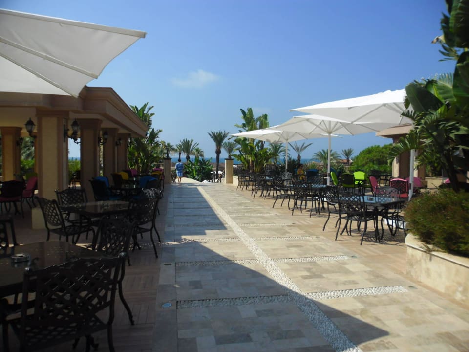 Terrassenbar Crystal Tat Beach
