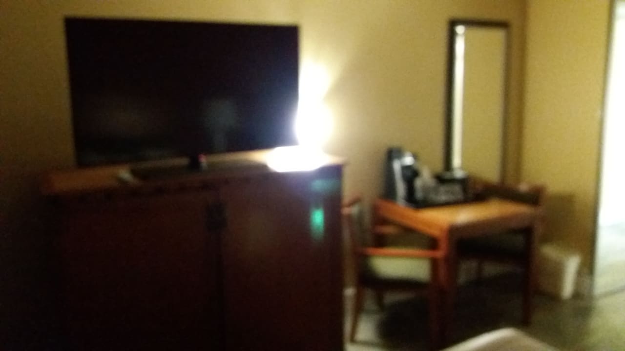 Zimmer / TV / Kaffeebereiter Best Western Plus Hotel at Lake Powell