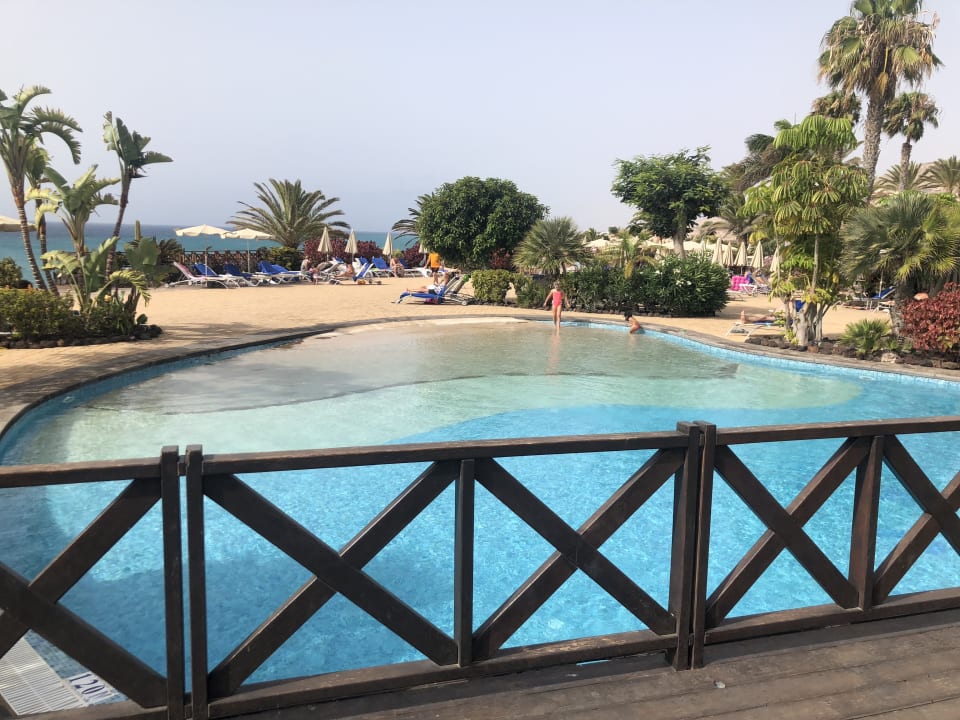 Pool R2 Pajara Beach