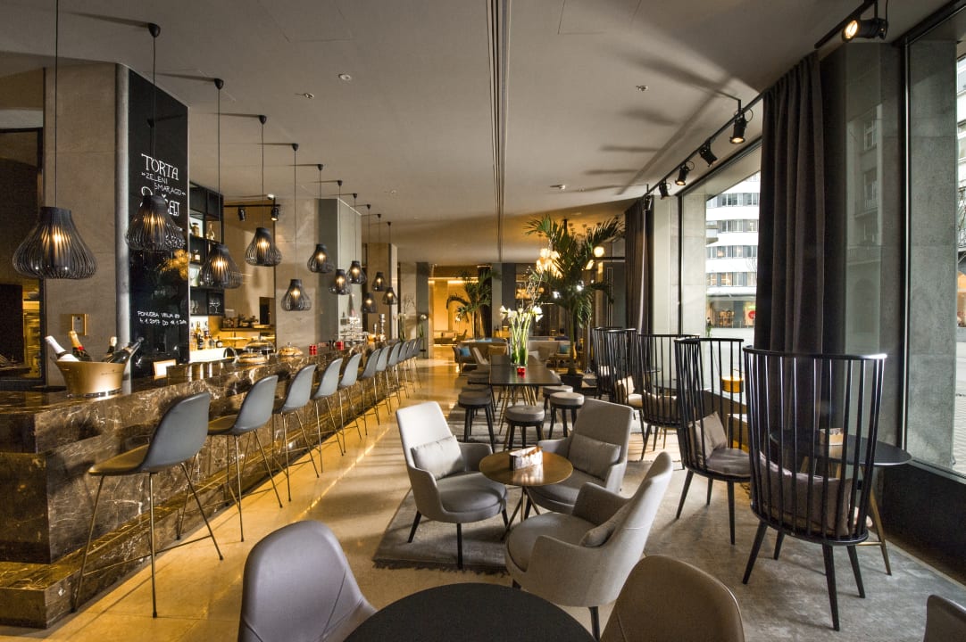 Lobby Best Western Premier Hotel Slon