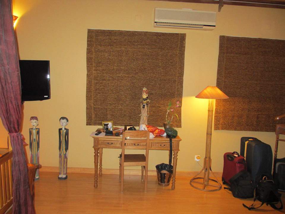 Kleiner Schreibtisch Hotel The Villa Paradiso