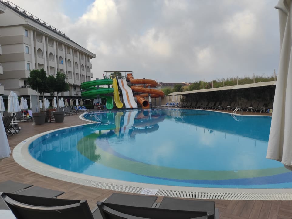 Pool Calimera Hane Garden