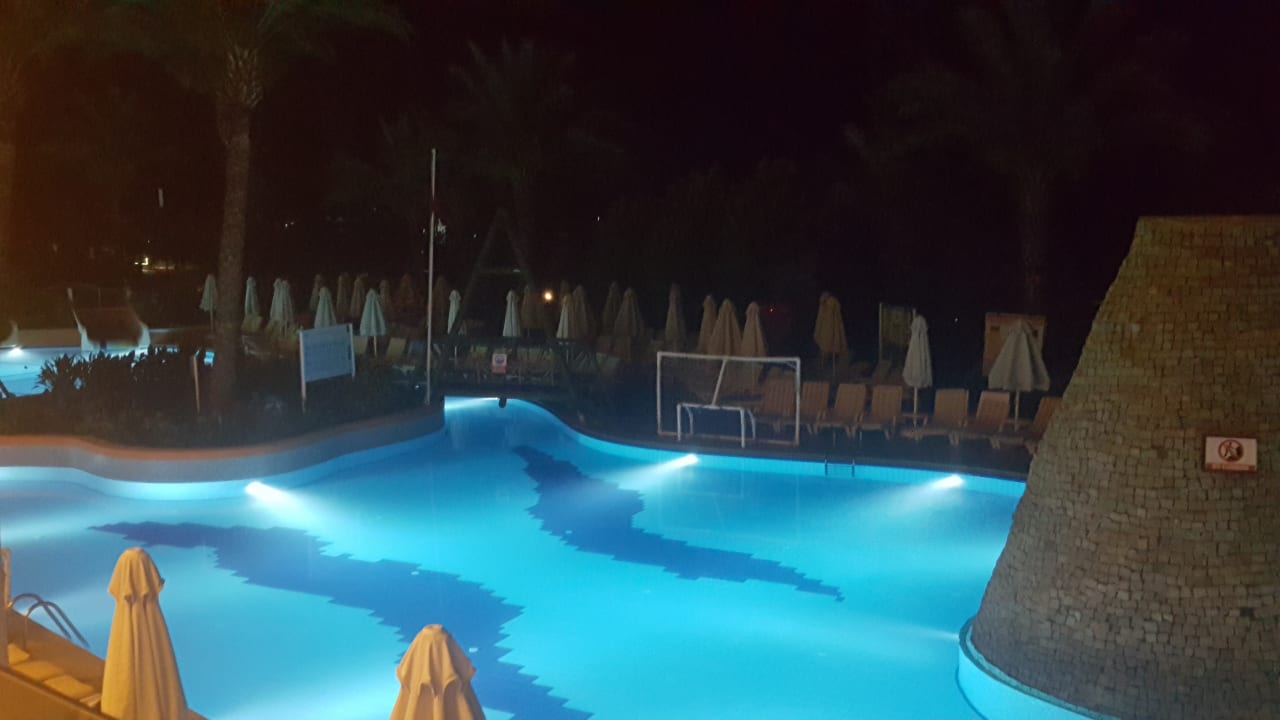 Pool AQI Pegasos Royal