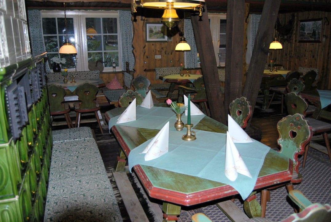 Ofen im Gastraum Ferienhof Zur Alten Fuhrmanns-Schänke