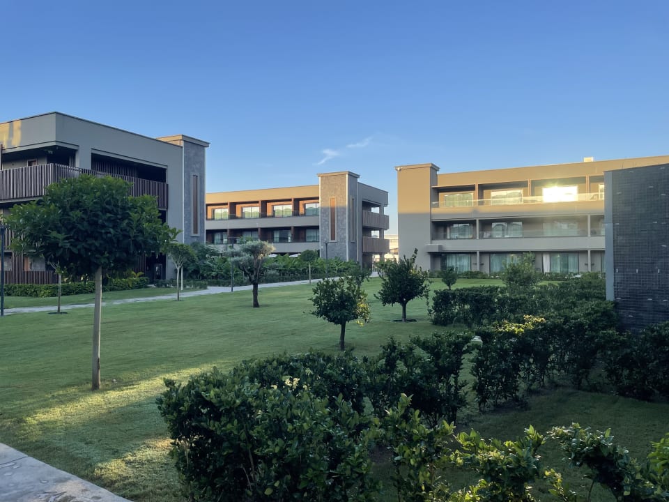 Außenansicht Jacaranda Luxury Resort