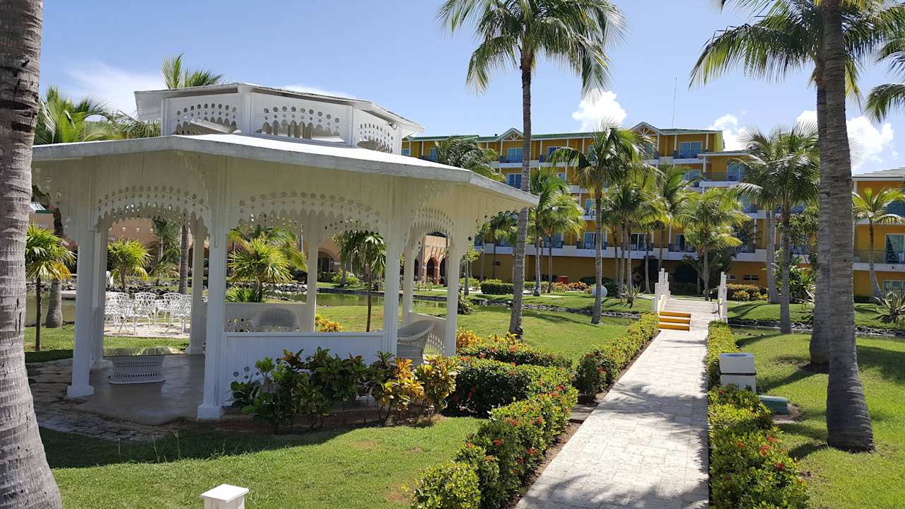 Ansichten der Gartenanlage Melia Las Antillas - Adults only