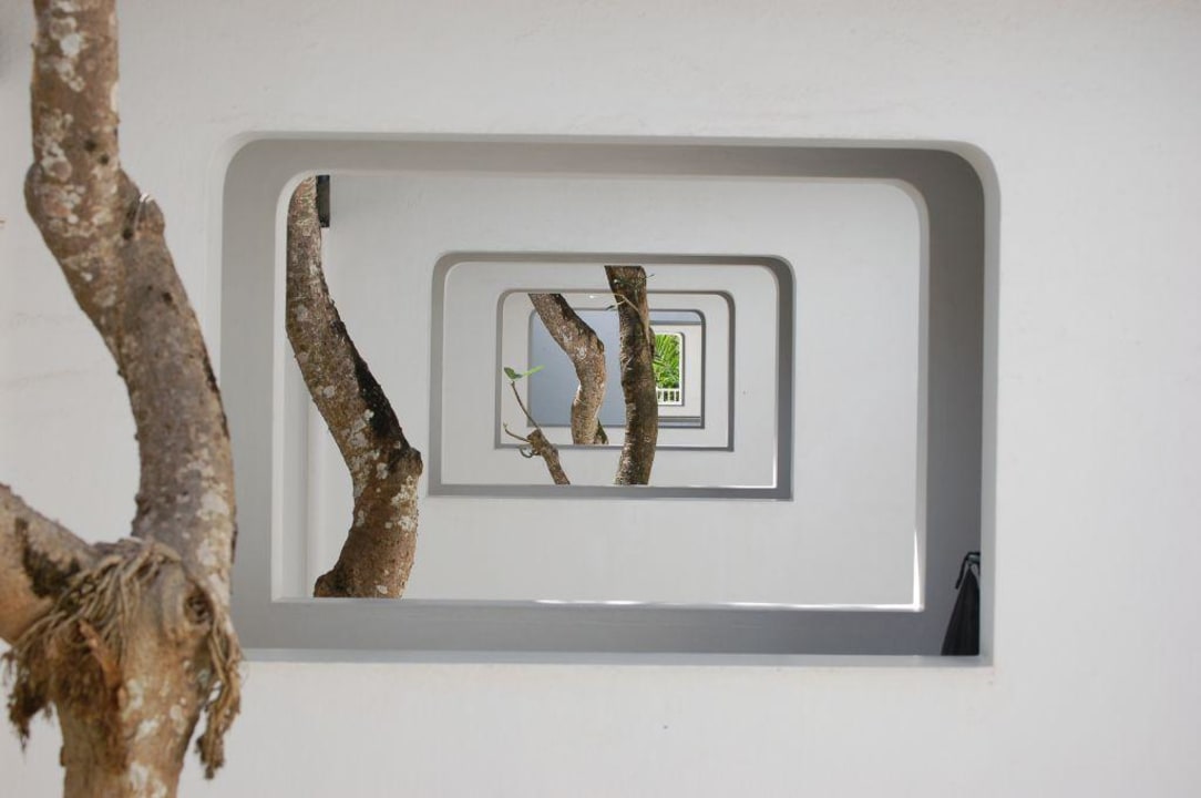 Einblicke im ersten Stock des Nebengebäudes Thaala Bentota