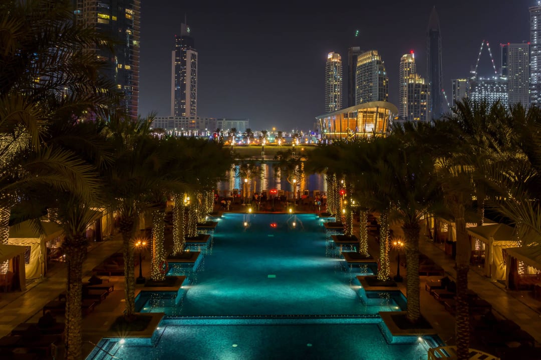 Pool at night Palace Downtown