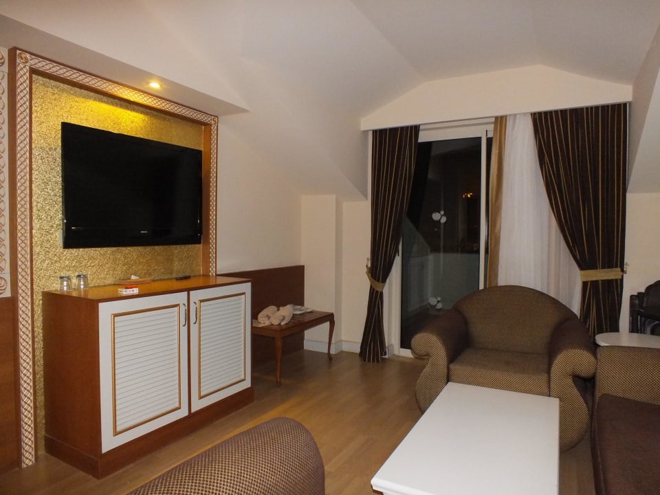 TV - Minibar Diamond Excellence Resort & Spa
