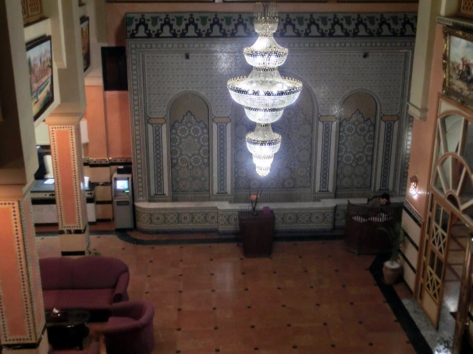 Eine beeindruckende Halle im Marokkanischem Stil Hotel Diwane