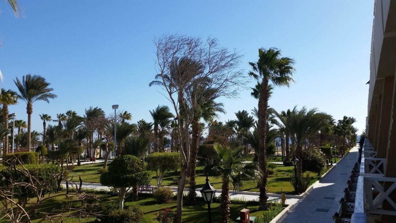 Beeindruckende Gartenanlage The Grand Hotel Hurghada