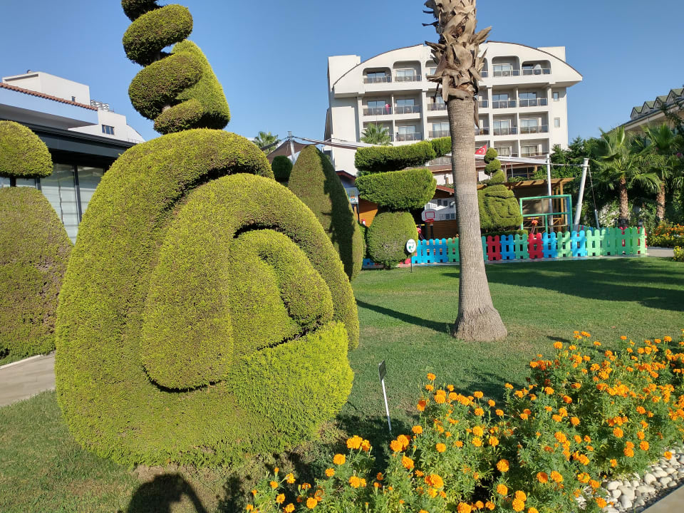 Gartenanlage Grand Seker Hotel