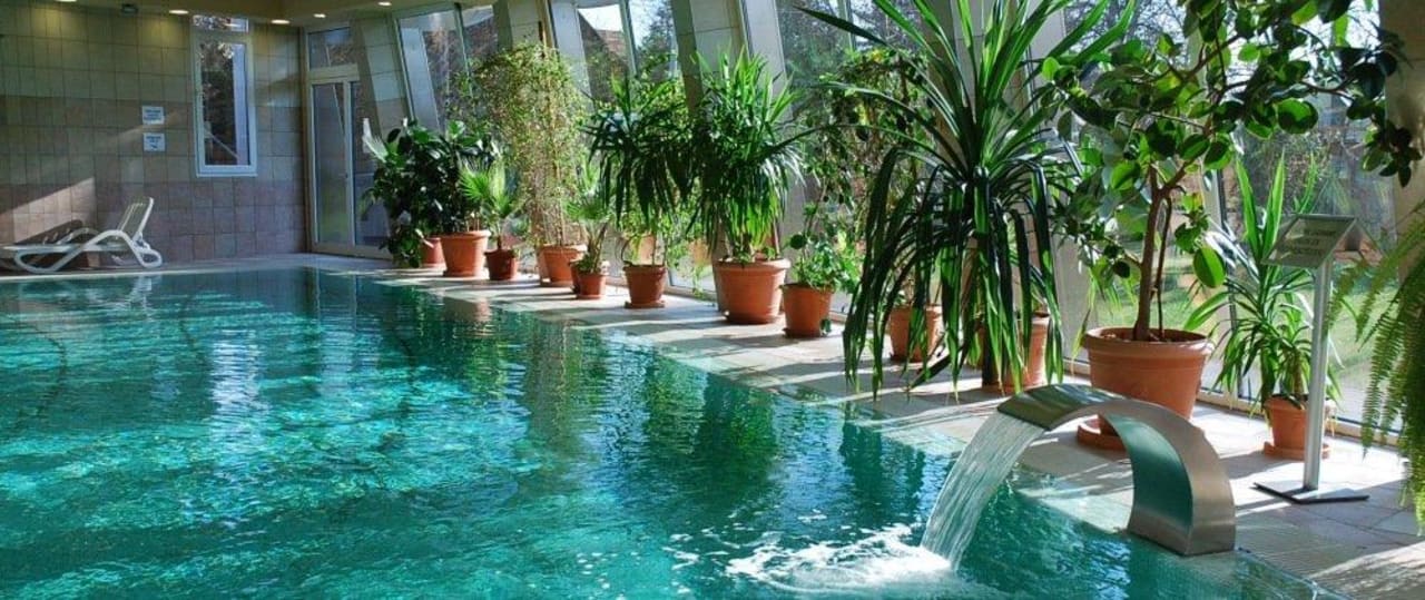 Swimming pool Hotel Residence Wellness