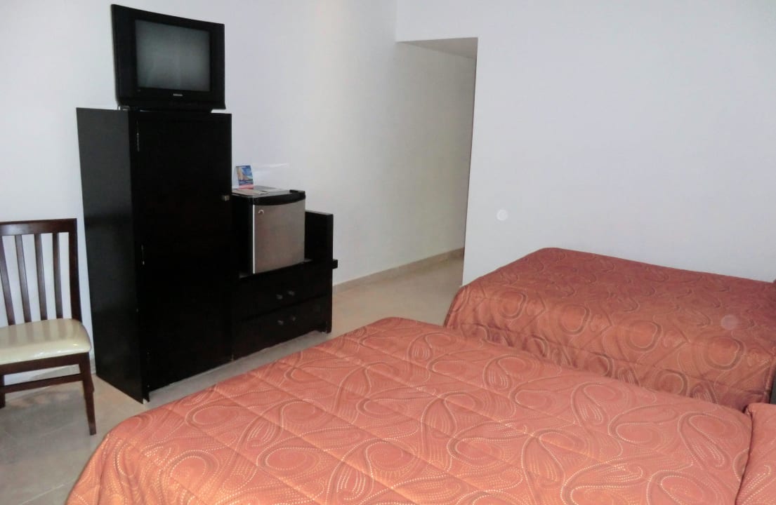 TV, Safe, Minibar - alles da Hotel Los Cocos