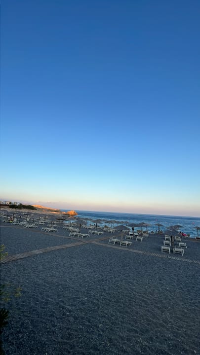 Strand Hotel Kakkos Bay