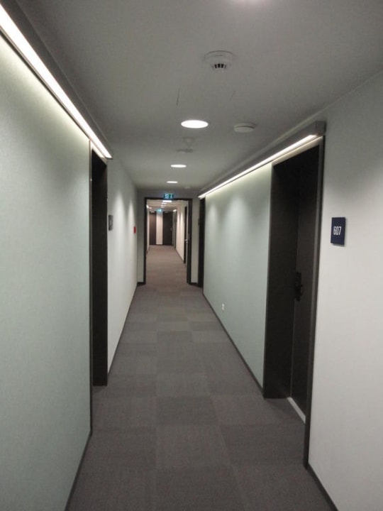 Helle Gänge INNSiDE by Meliá Berlin Mitte