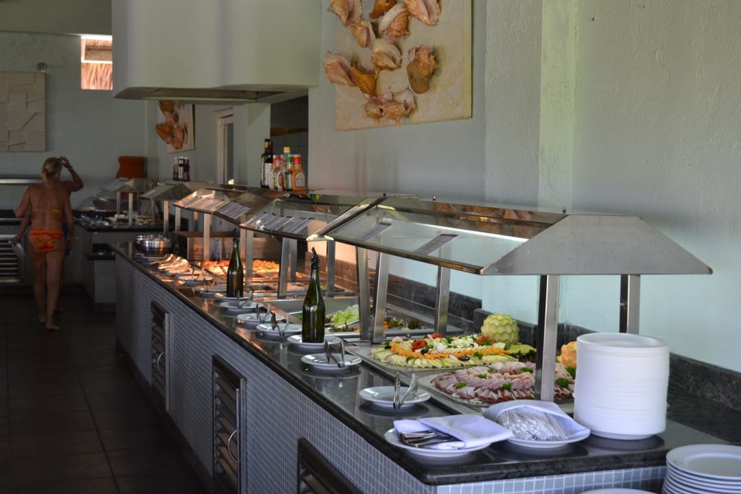 Das kleine  Büffe Restaurant am Strand Punta Cana Princess All Suites Resort & Spa