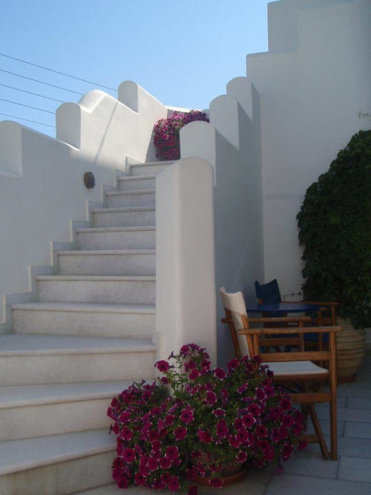 Eingangsbereich / Treppe zum 2. Stock Villa Naxia Studios