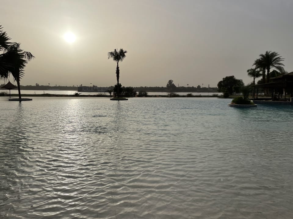 Pool Jolie Ville Kings Island Luxor