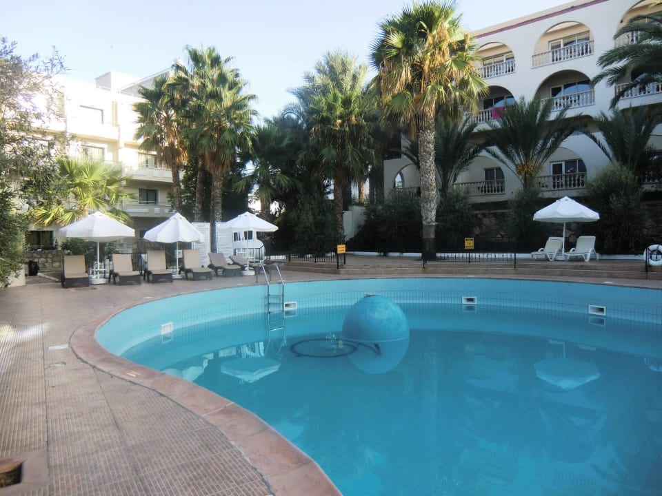 Wave-Pool: total witzige Idee! Oscar Resort Hotel